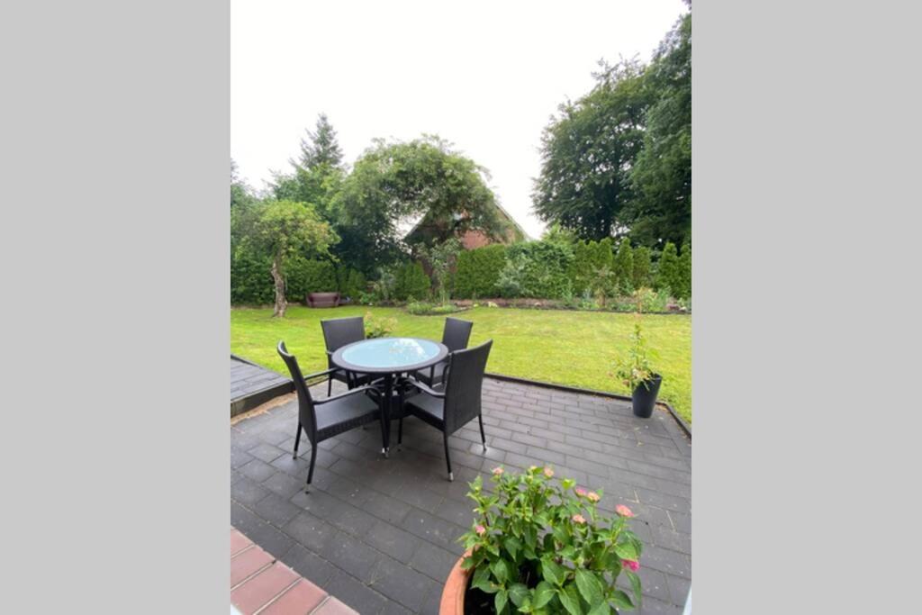 Schoene Wohnung Mit Garten Beim Outletcenter 5 Km Boostedt Exterior photo